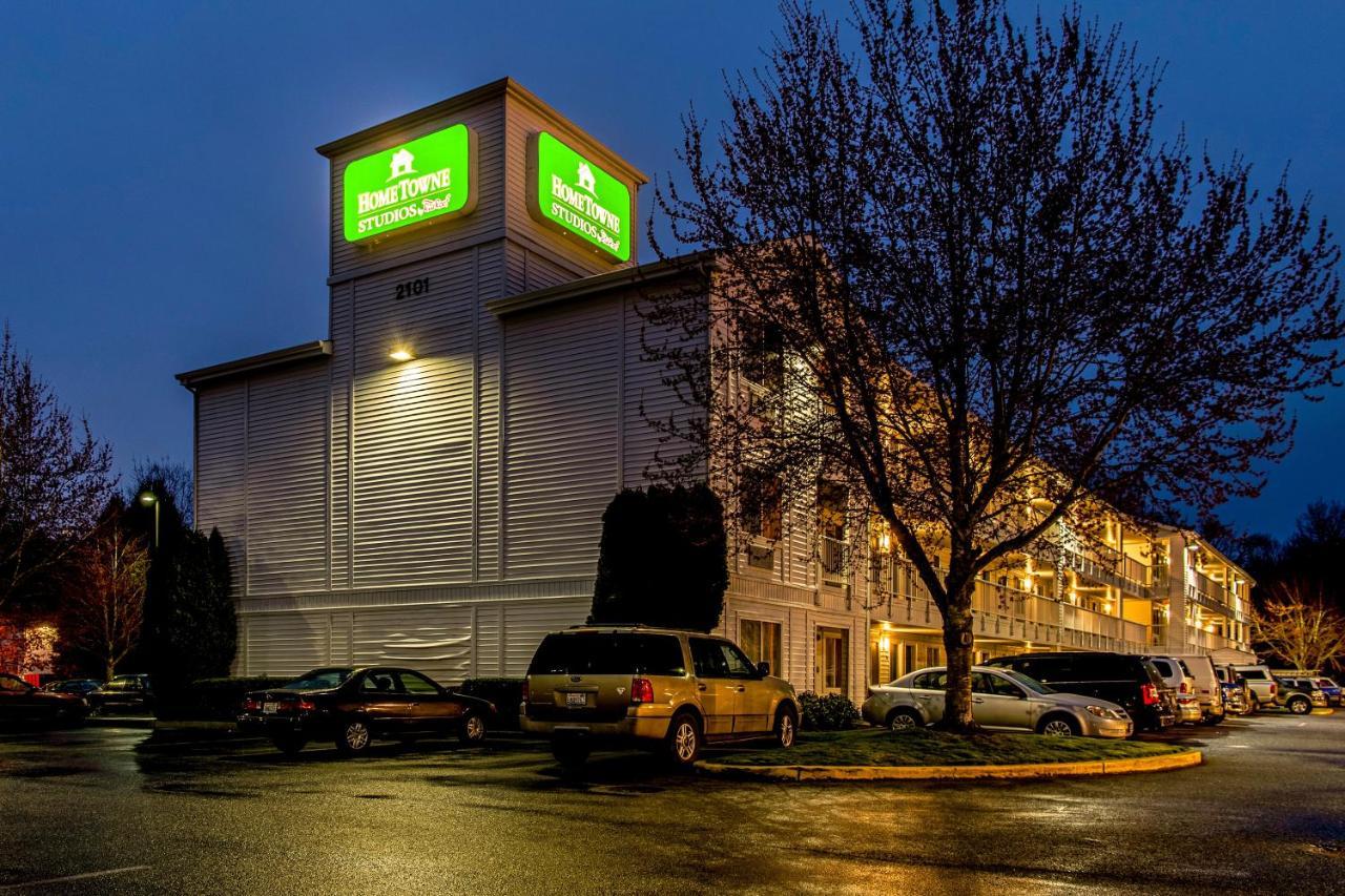 Hometowne Studios By Red Roof Tacoma - Puyallup Exterior photo